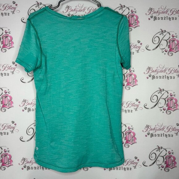Lululemon tshirt blue green striped stretchy open hanging hangable top - Picture 2 of 9